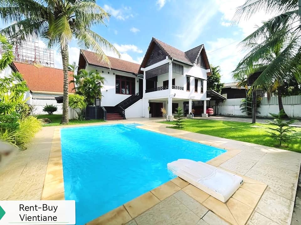 SR207 House for​ rent