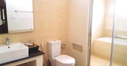 SR207 House for​ rent