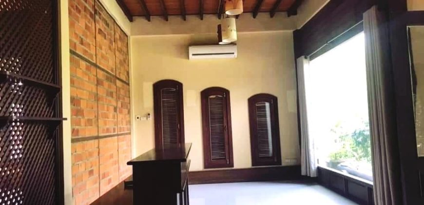 SR: 402 House for​ rent