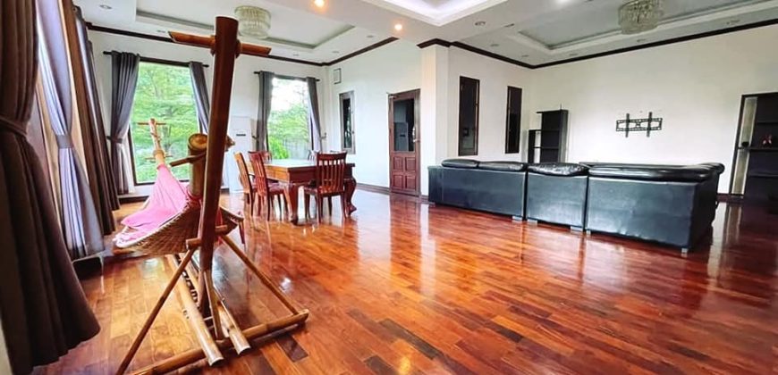 SR:471 House for​ rent