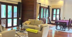 SR472 House for​ rent