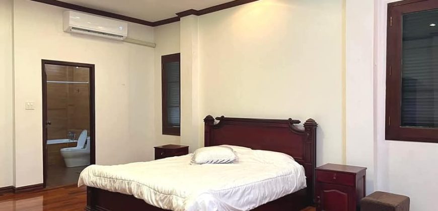 SR:471 House for​ rent
