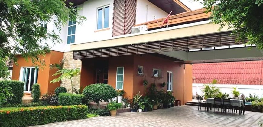 R:458  House for​ rent: 3 Bedrooms with en-suite bathroom