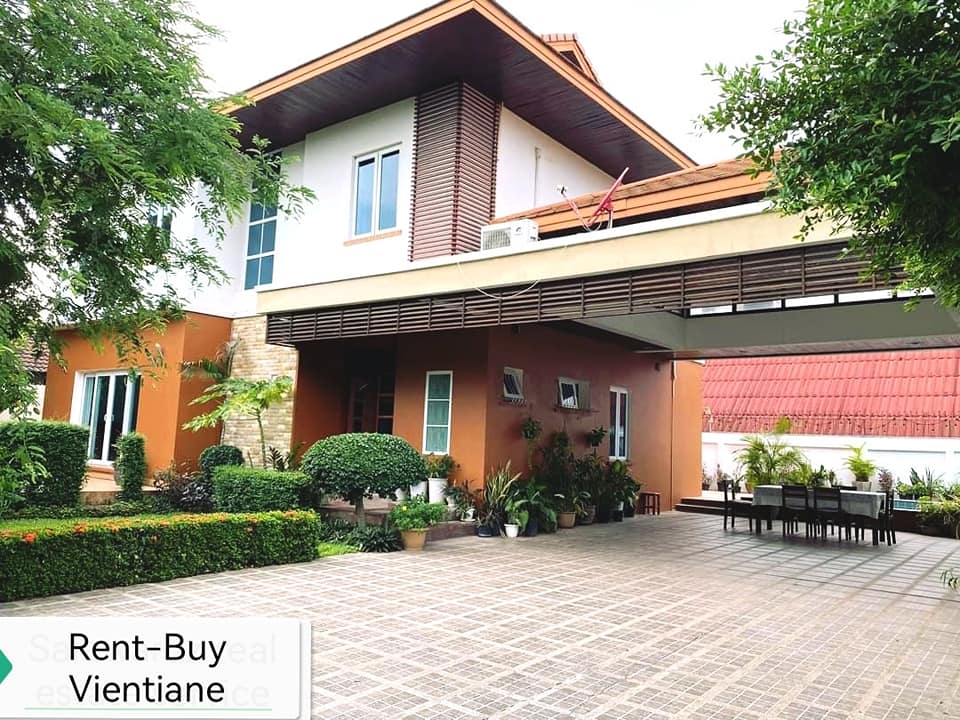 R:458  House for​ rent: 3 Bedrooms with en-suite bathroom