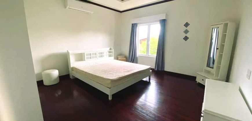 R:458  House for​ rent: 3 Bedrooms with en-suite bathroom