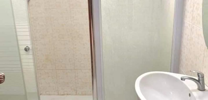 SR:453 House for​ rent: 4 Bedrooms with en-suite bathroom