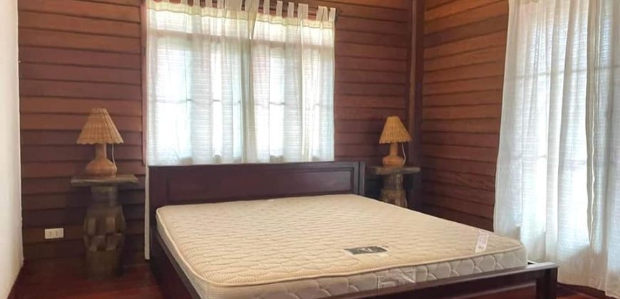 SR:453 House for​ rent: 4 Bedrooms with en-suite bathroom