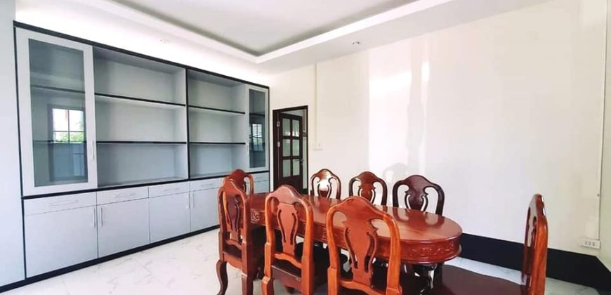 SR:476 House for​ rent: 4 Bedrooms with en-suite bathroom