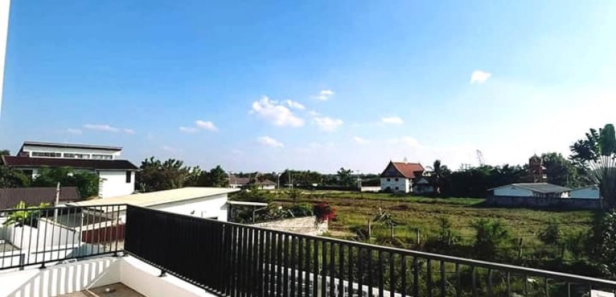 R:460  House for​ rent: 4 Bedrooms with en-suite bathroom