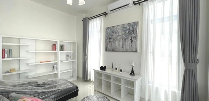 SR:349  House for​ rent: 3 Bedrooms with en-suite bathroom