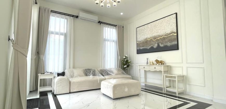 SR:349  House for​ rent: 3 Bedrooms with en-suite bathroom