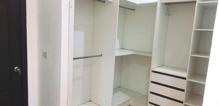 SR:435  House for​ rent: 4 Bedrooms with en-suite bathroom, dining &​ kitchen room