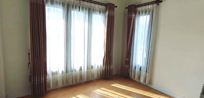 SR:435  House for​ rent: 4 Bedrooms with en-suite bathroom, dining &​ kitchen room