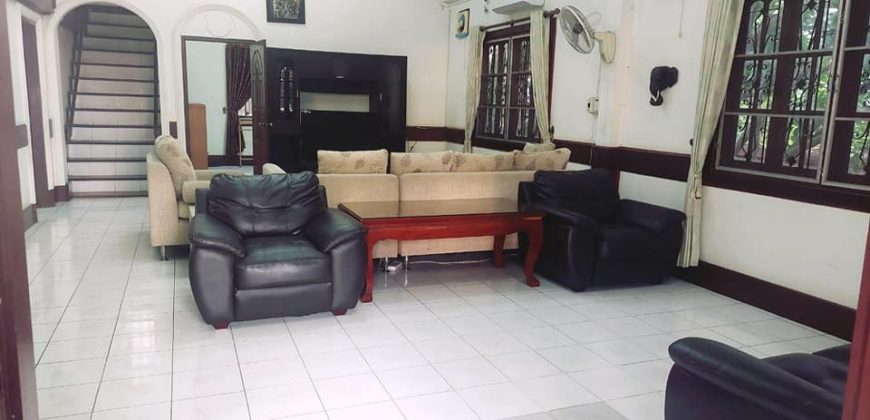 SR:454  House for​ rent: 4 Bedrooms with en-suite bathroom