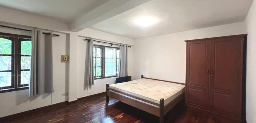 SR:457 House for​ rent: 4 Bedrooms with en-suite bathroom